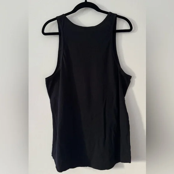 Hot Topic Black Reptile Graphic Tank - Picture 2 of 3